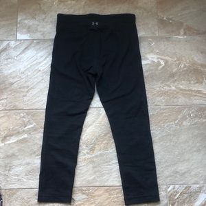 Women’s Under Armour Leggings (Size S)